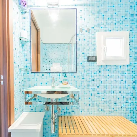 Casa Tipica Ligure Lungomare In Pieno Centro Appartement