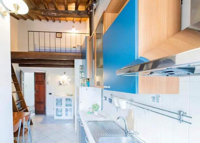 Casa Tipica Ligure Lungomare In Pieno Centro Lägenhet