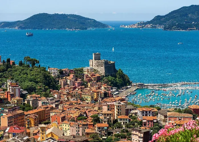 Casa Tipica Ligure Lungomare In Pieno Centro Lägenhet Lerici