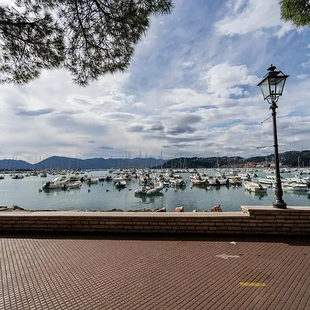 Casa Tipica Ligure Lungomare In Pieno Centro Apartamento Lerici
