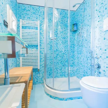 Apartment Casa Tipica Ligure Lungomare In Pieno Centro Lerici