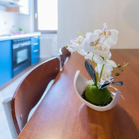 Apartment Casa Tipica Ligure Lungomare In Pieno Centro Lerici
