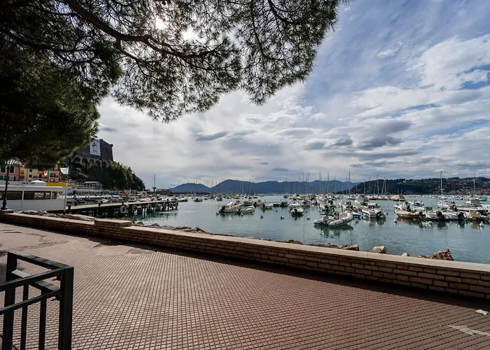 Casa Tipica Ligure Lungomare In Pieno Centro * Lerici